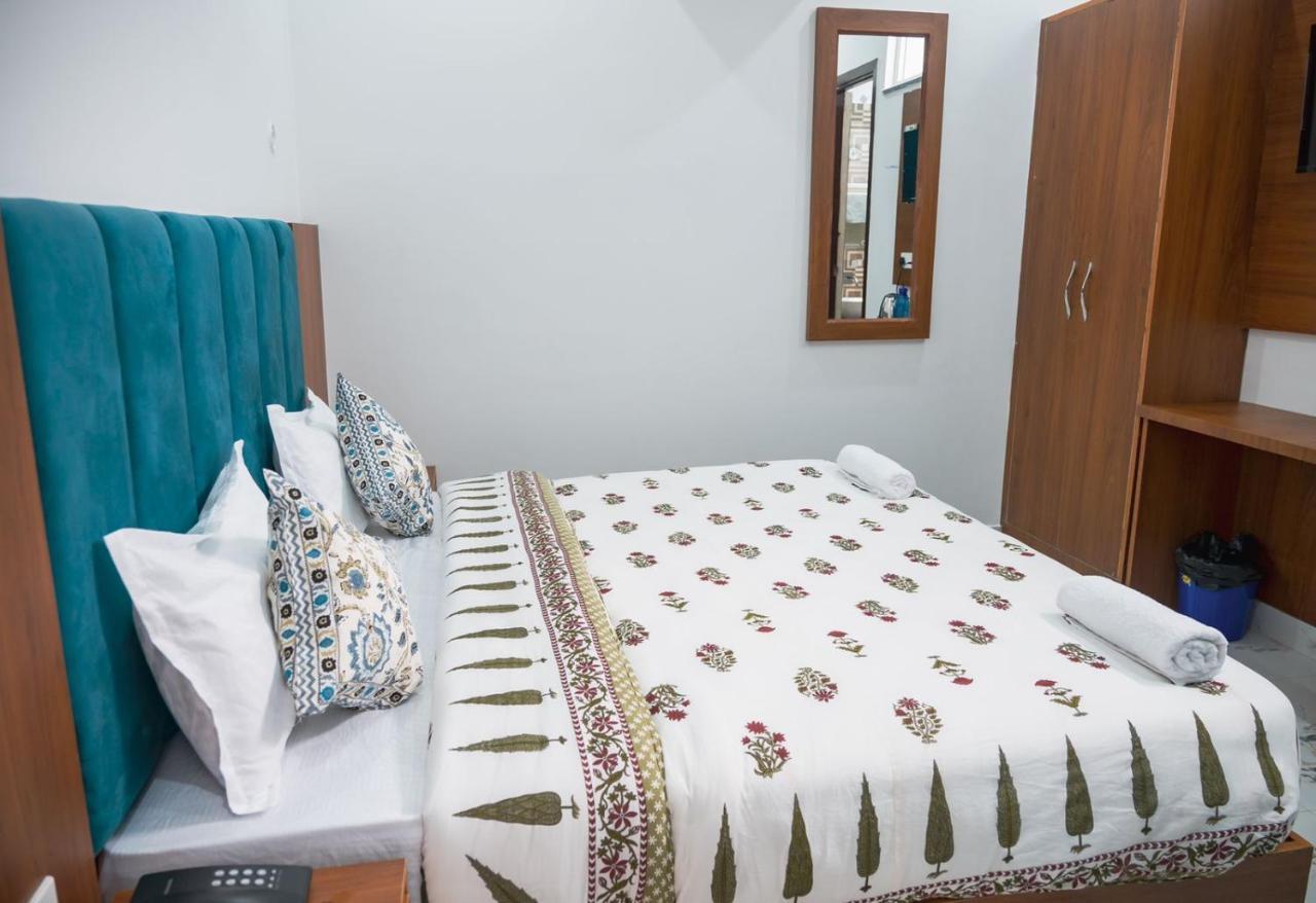 The Vinayak By Le Pension Stays Rishīkesh Buitenkant foto