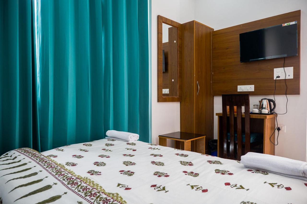 The Vinayak By Le Pension Stays Rishīkesh Buitenkant foto